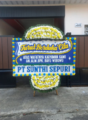Papan Bunga Duka di Labuhan Dalam